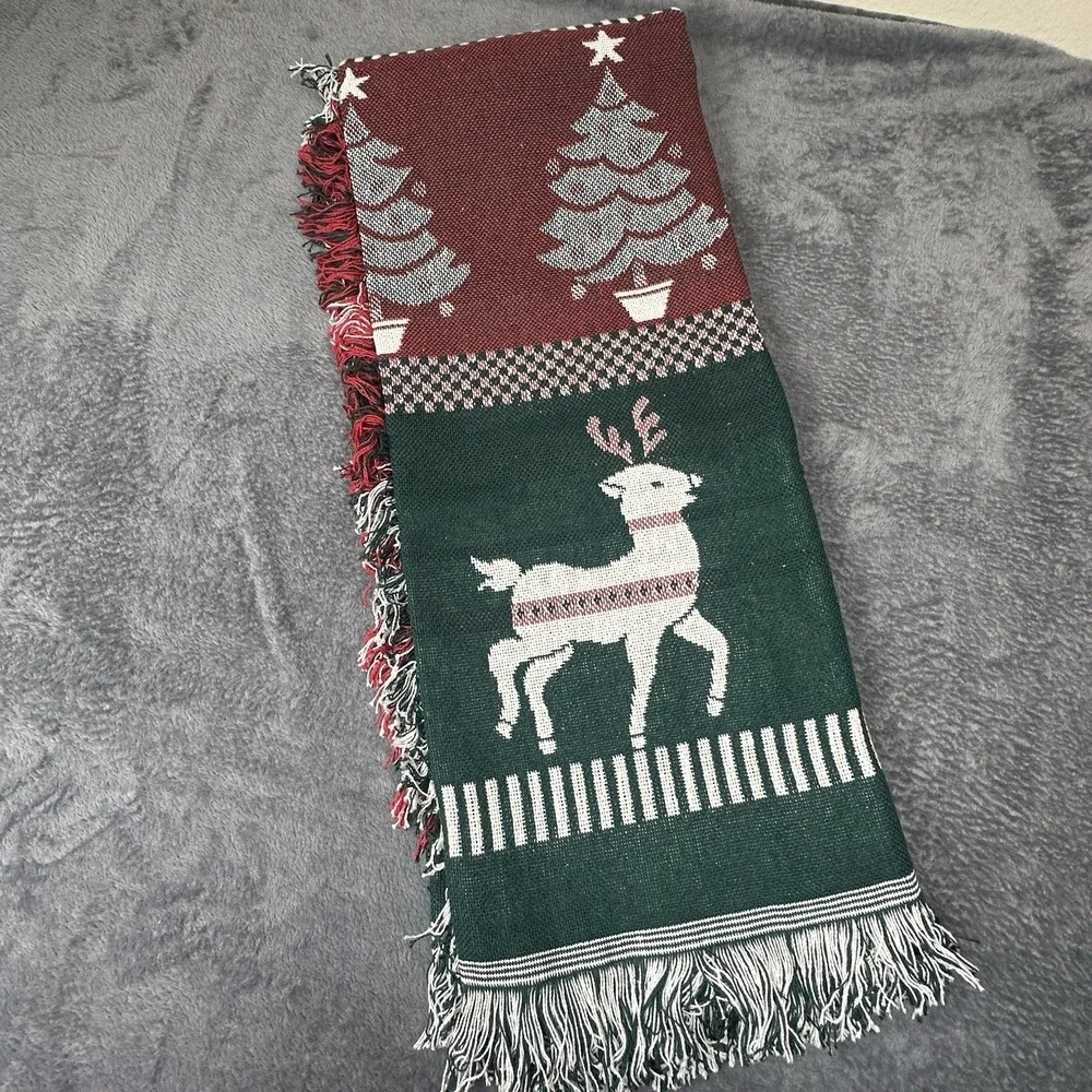 Vintage Tapestry Blanket 45x 58 Christmas Reversible Santa Fringed‎ Throw New